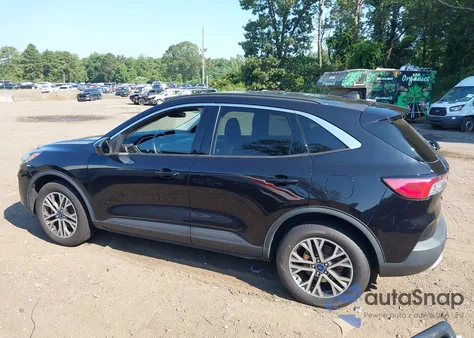 2021 Ford Escape Sel Hybrid z USA, uszkodzony, nr VIN 1FMCU9CZ0MUA54277